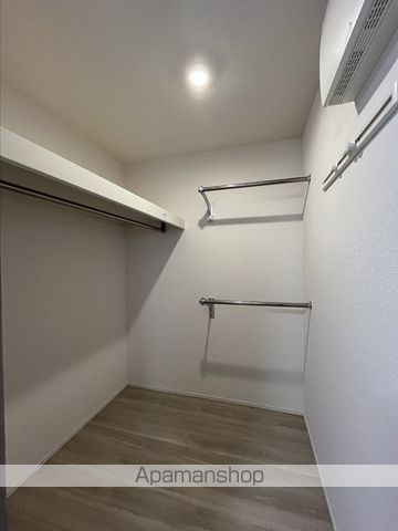 LUVERIAの内装写真