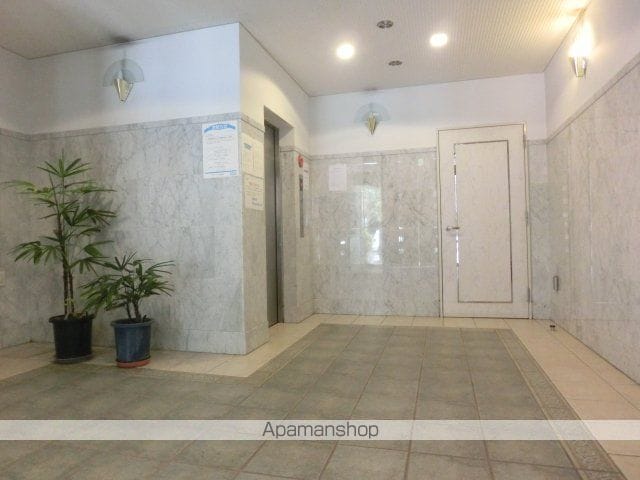 APEX UCHIH0NMACHIの内装写真