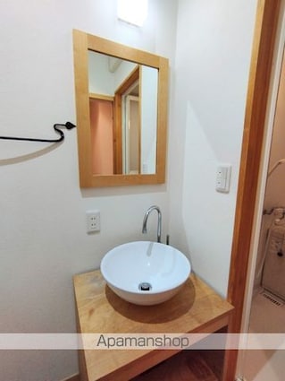 滋賀県長浜市平方町[1R/31.27m2]の洗面所