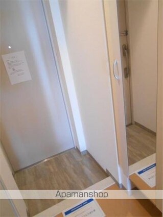 レグルス立川[1K/30m2]の玄関