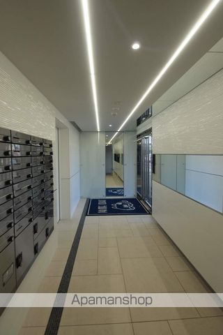 PRIME COURT苗穂駅前の玄関写真