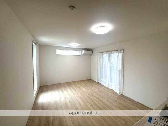 練馬区 2階建 築4年の内装写真