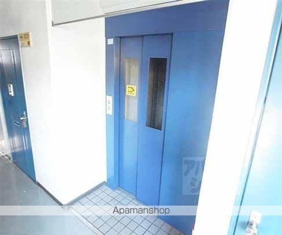 カルフール北村の外観写真