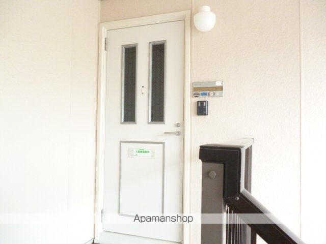 エレガンスハイムの玄関写真