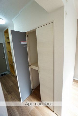 プリンスマンション中田の内装写真