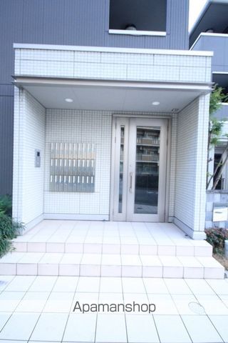 サンシャリテ向丘B棟の玄関写真