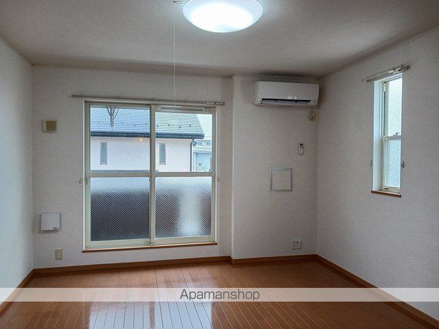 アイリス Cの内装写真