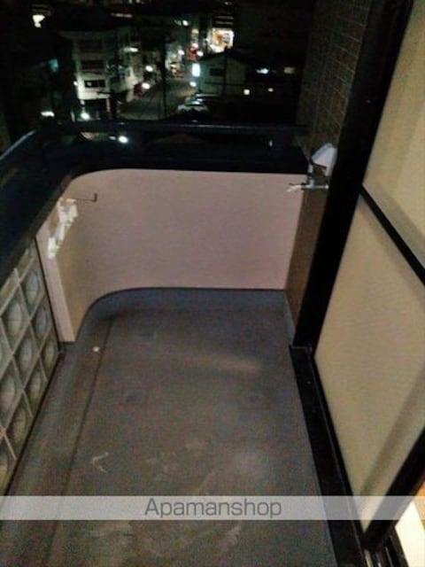 和歌山県和歌山市新通６丁目[1K/22.32m2]のバルコニー