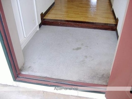 コーポイワマアメニ－[3DK/57.7m2]の玄関