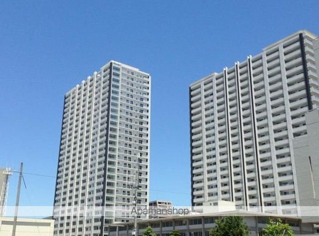 広島ガーデンシティ白島城北ウエストタワーの外観写真