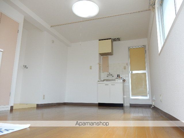 パークウェー学南の内装写真