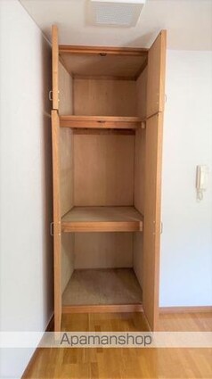 プチメゾン栗林[1K/22.68m2]の収納