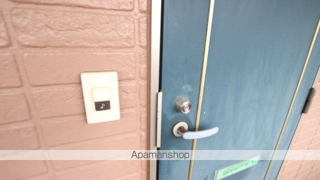 エンジェルハイツ東部台 B棟の玄関写真