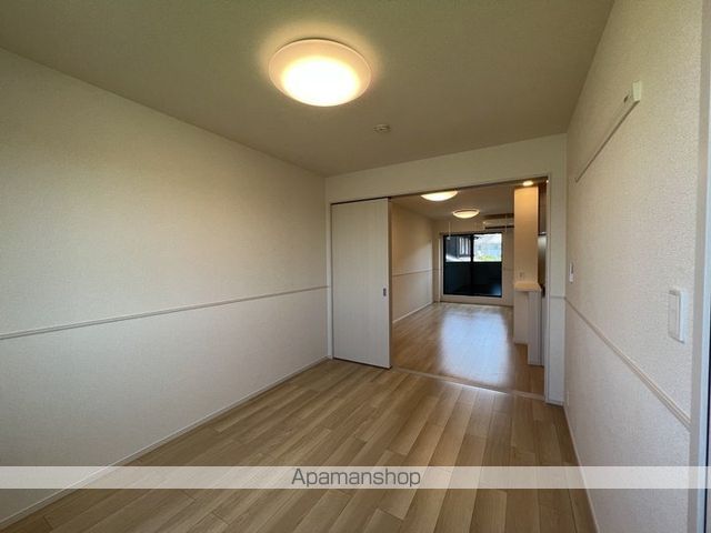 アイリス パディの内装写真
