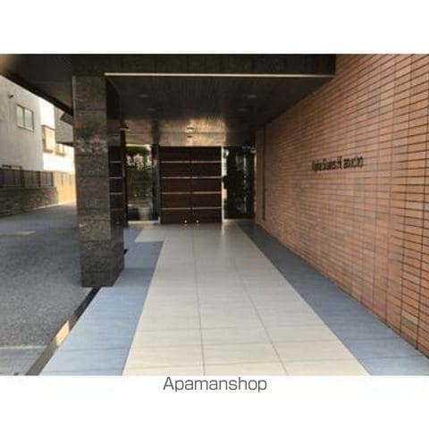 アルファステイツ平之町の玄関写真