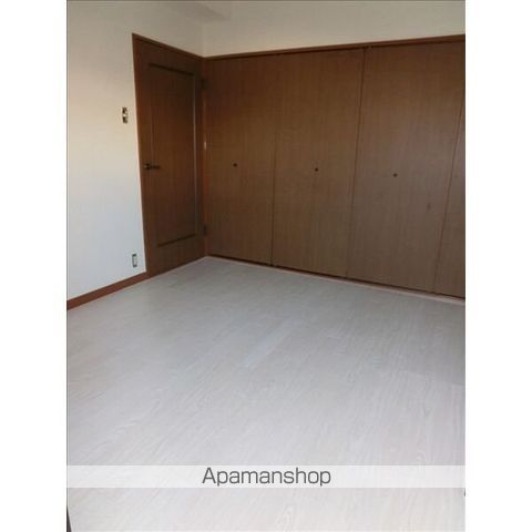 ロイヤルメゾンIIの内装写真