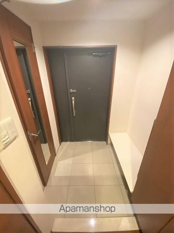 ロイヤルガーデン中山下の内装写真