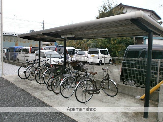 【昭島市東町のアパートの写真】