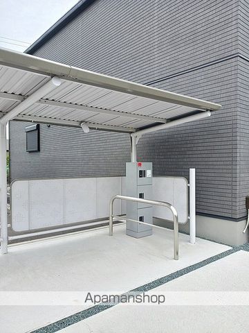 キャトル 百合の木の内装写真