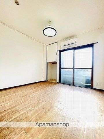 ビッグバーンズマンション高殿の内装写真