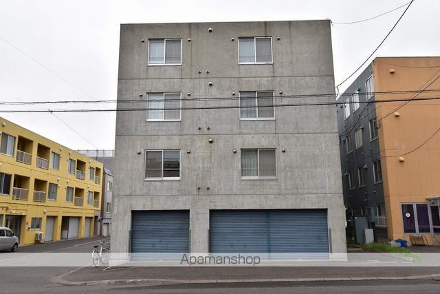 Studio emの外観写真