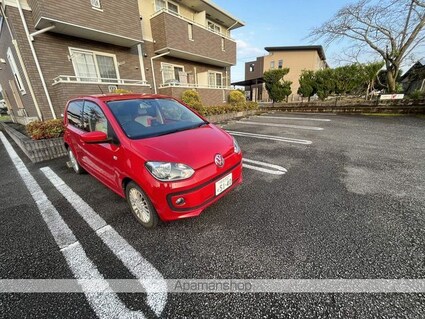 サンリット・ガーデンⅠ[1R/32.9m2]の駐車場