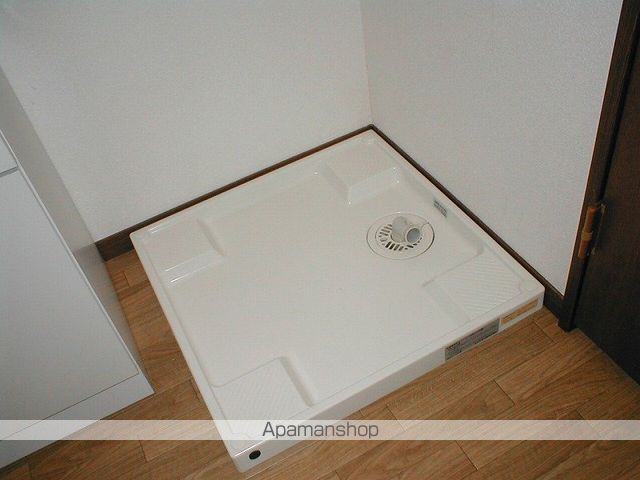 プレジール 加納の内装写真