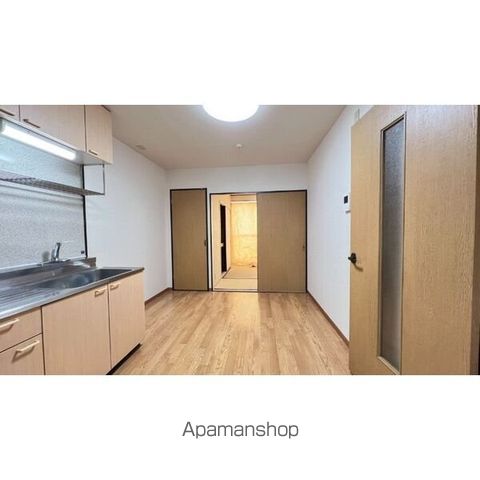 SURPLUSホープの内装写真
