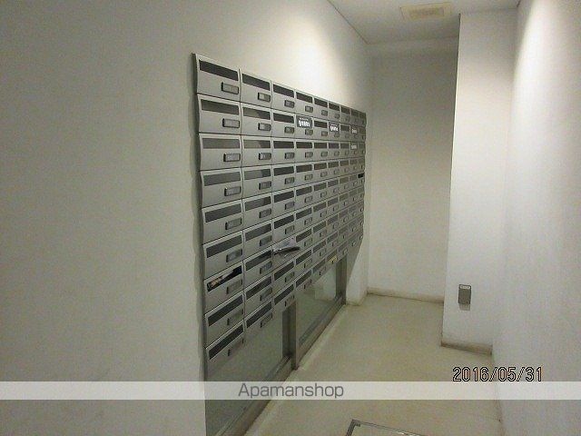 東京都港区芝１丁目[1K/29.23m2]の共用部3