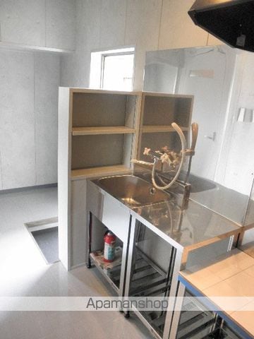 プラグイン関屋大川前の内装写真