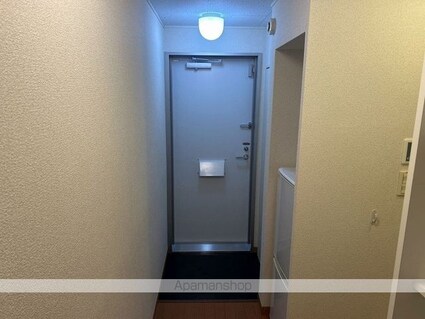 レオパレスジュネスⅢ[1K/23.61m2]の玄関