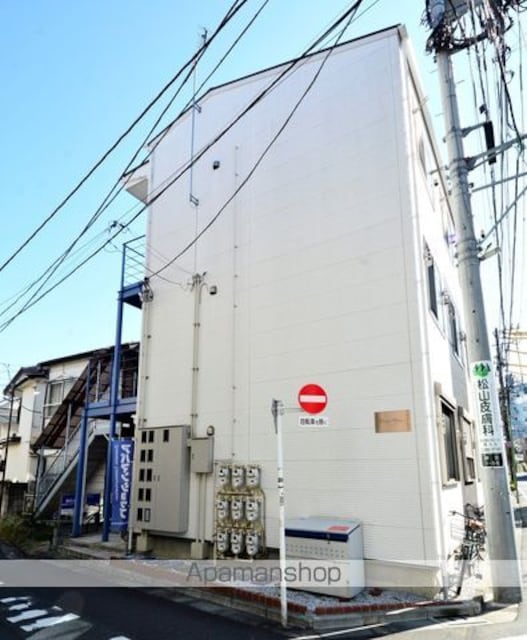 クレセント中野[1K/17.6m2]の外観10