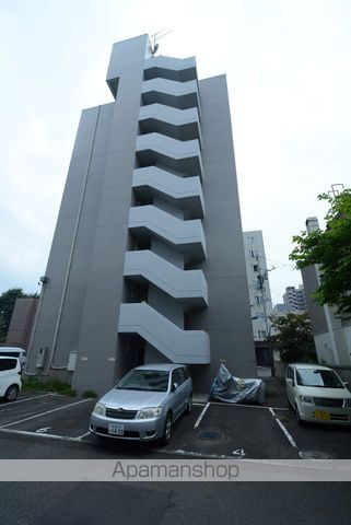 ル・ノール平岸駅前の外観写真