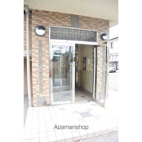 BELL HOUSE 春日の玄関写真