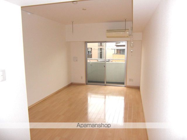 アクアスイート新大阪の内装写真