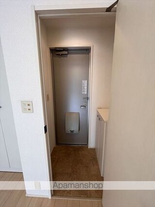 フォルテ[1K/32.4m2]の玄関