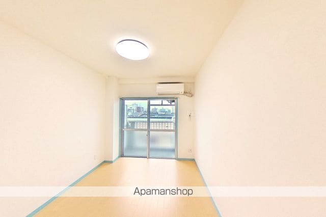 高知県高知市愛宕町４丁目[1K/20m2]のリビング・居間