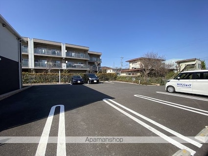 カーサ・フェリーチェ[1LDK/36.49m2]の駐車場2