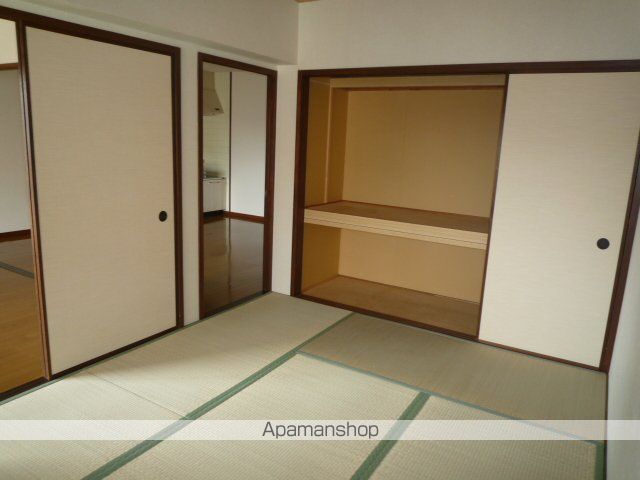 エクセル南の内装写真
