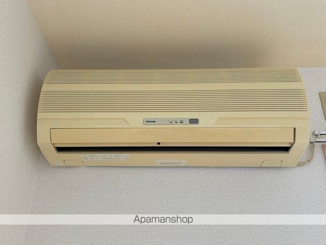 リビングタウン若杉 Aの内装写真