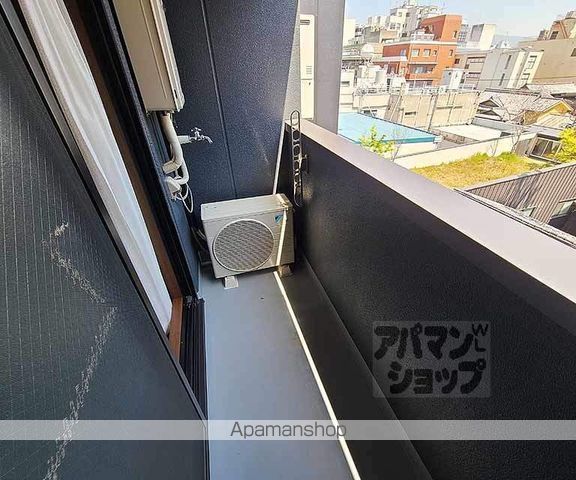 バウハウス富小路三条の内装写真