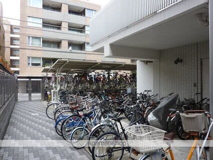 東京都渋谷区代々木４丁目[1K/24.64m2]の共用部6