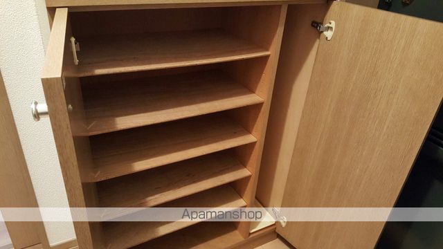 アベニュー城山A棟の内装写真