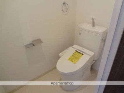 ＴＲＥＮＴＥ　ＬＵＭＩＥＲＥ[1LDK/48.75m2]のトイレ