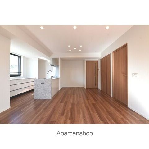 グランドメゾン本山春里町の内装写真