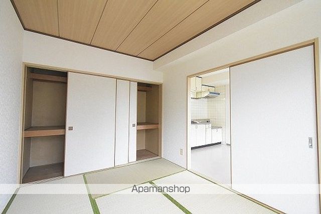 メゾンラックスの内装写真