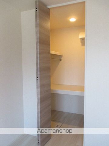 オテール・ロッシュⅠⅡ[2LDK/58.07m2]の収納