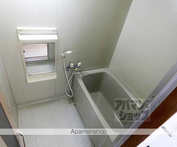 パインフィールド二条城の内装写真