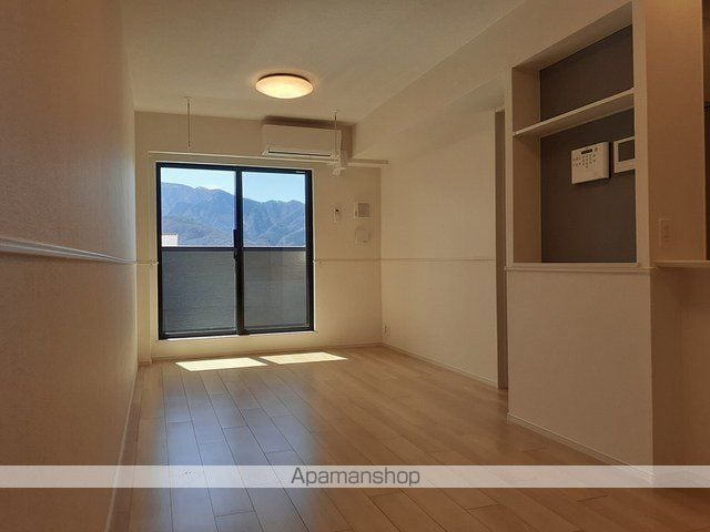 グランクール[2LDK/59.58m2]のリビング・居間