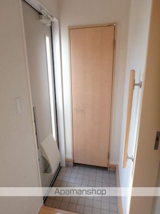 ＳＯＧＮＩ[3LDK/98.84m2]の玄関